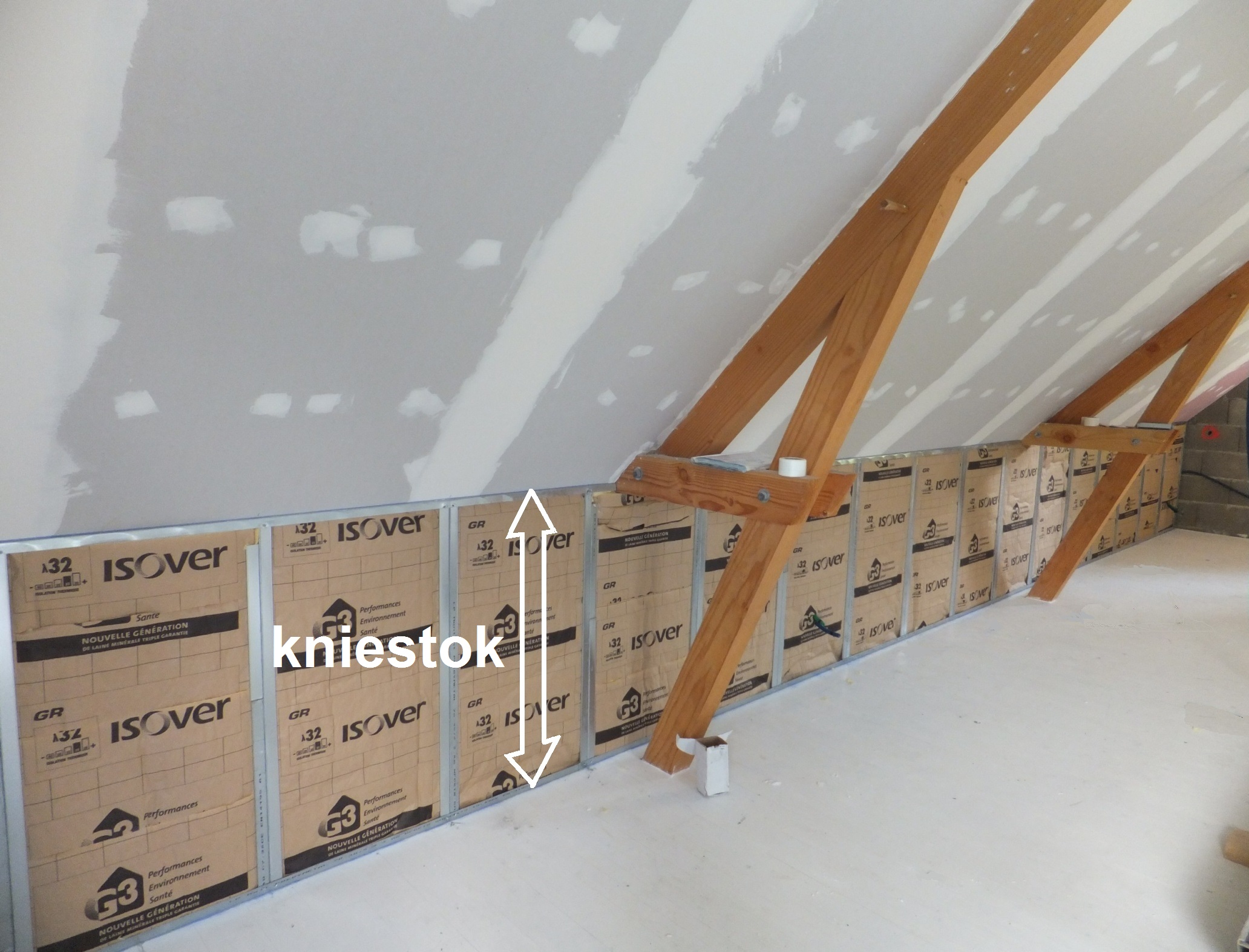 afb.15.5.3 - 10 Isolatie met kniestok