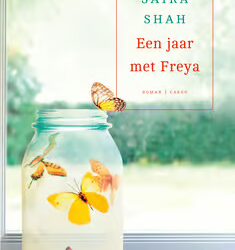 Een jaar met Freya, een autobiografische roman over grote levensvragen, kleine overwinningen en de wording van een gezin